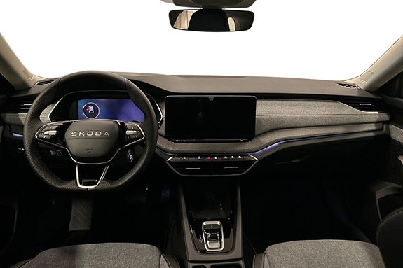 Skoda Octavia 7 of 15