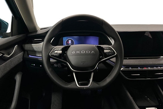 Skoda Octavia 8 of 15