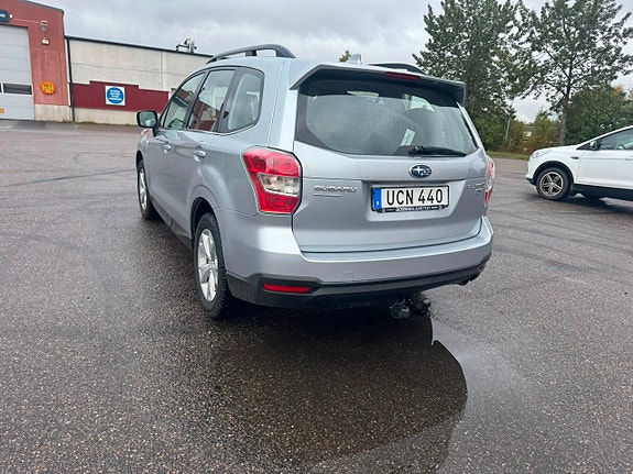 Subaru Forester 2 of 9