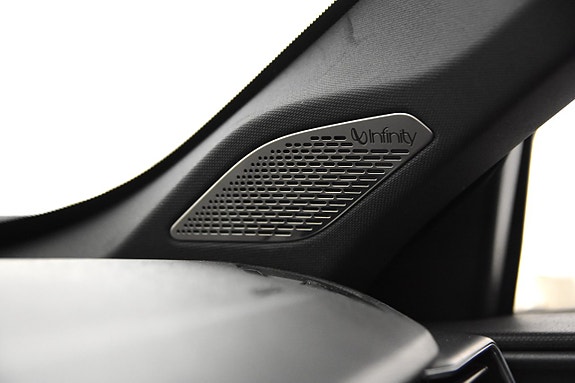 Lynk & Co 01 22 of 24