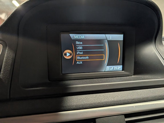 Volvo V70 11 of 11