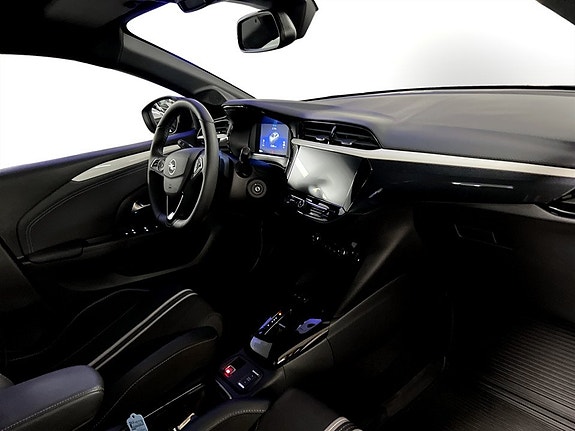 Opel Corsa 11 of 15