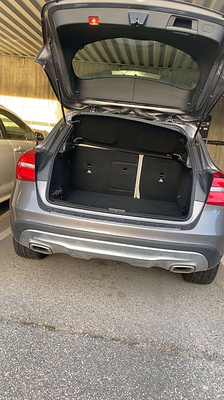 Mercedes-Benz GLA220 d 7 of 11