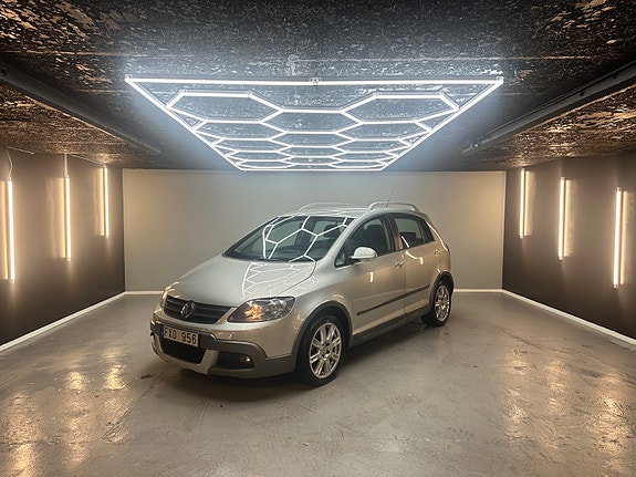 Volkswagen Golf Plus Cross 2 of 7