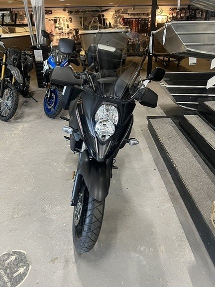 Suzuki DL650 V-Strom ABS Endast 580 mil!! 2 of 6