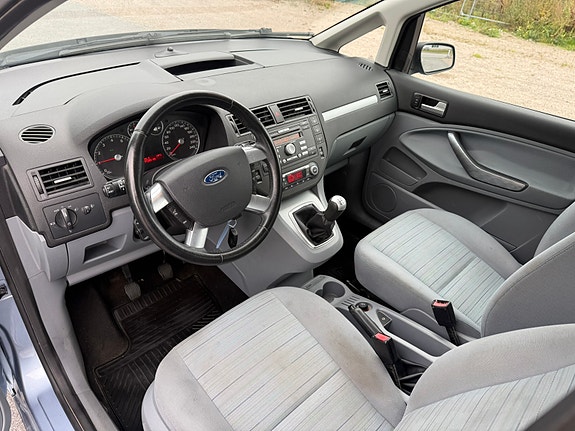 Ford C-Max 6 of 8