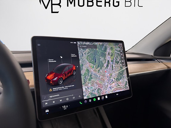 Tesla Model Y 16 of 19