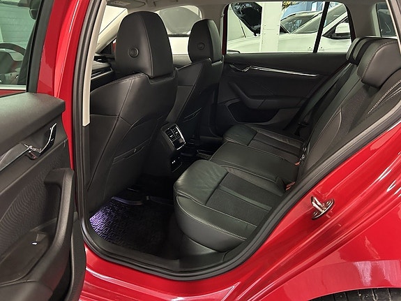 Skoda Octavia 12 of 24