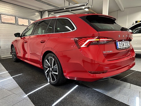 Skoda Octavia 5 of 24