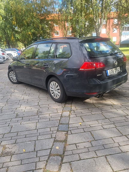 Volkswagen Golf VII 3 of 5