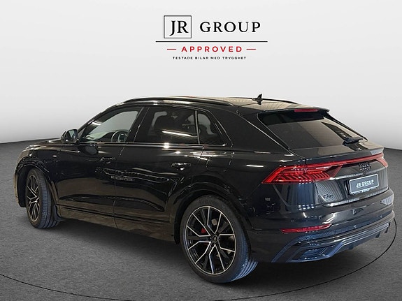 Audi Q8 4 of 14