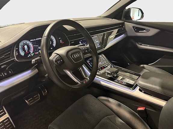 Audi Q8 13 of 14