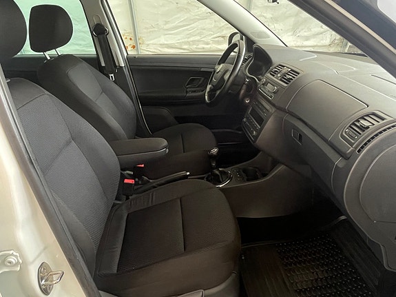 Skoda Fabia 11 of 30