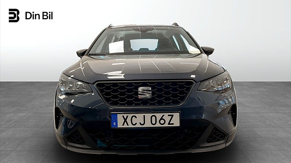 Seat Arona 4 of 12
