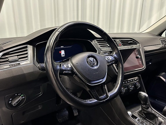 Volkswagen Tiguan Allspace 13 of 19