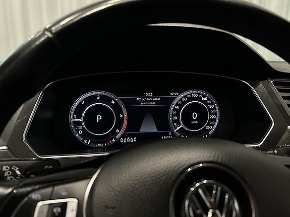 Volkswagen Tiguan Allspace 15 of 19