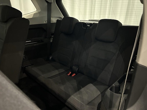Volkswagen Tiguan Allspace 10 of 19