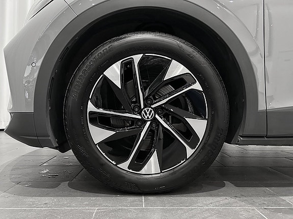 Volkswagen ID.4 5 of 13