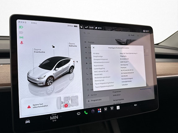 Tesla Model Y 26 of 30
