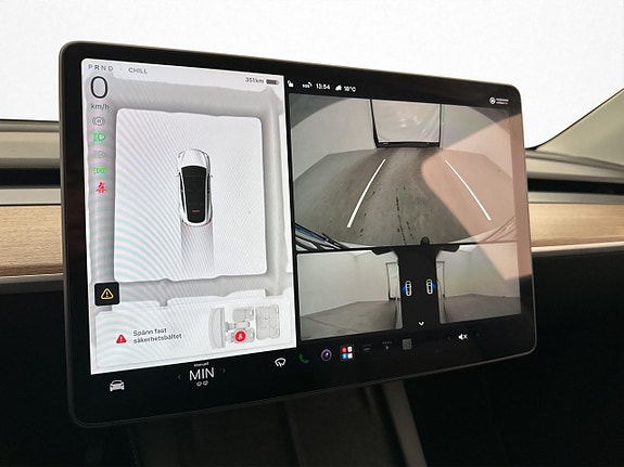 Tesla Model Y 20 of 30