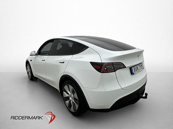 Tesla Model Y 6 of 30