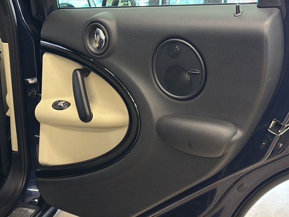 MINI Countryman Cooper S 23 of 30