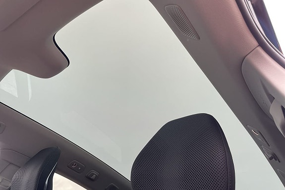 Volvo ES90 12 of 18