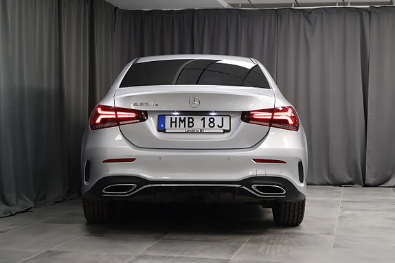 Mercedes-Benz A250 e 5 of 26