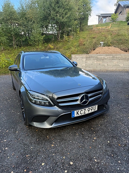 Mercedes-Benz C200 5 of 5