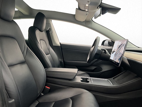 Tesla Model 3 14 of 30