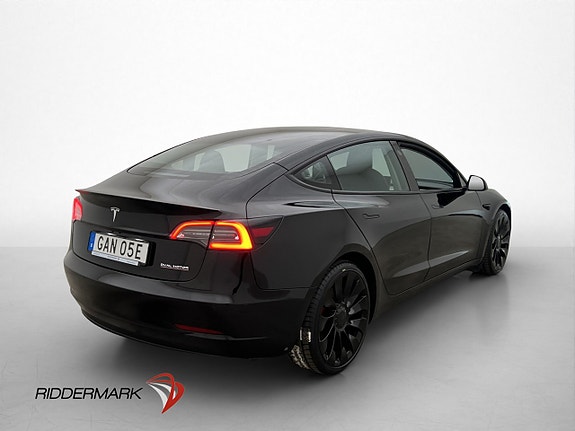 Tesla Model 3 9 of 30