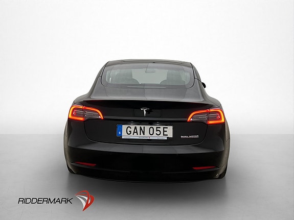 Tesla Model 3 8 of 30