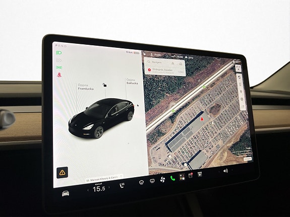 Tesla Model 3 23 of 30