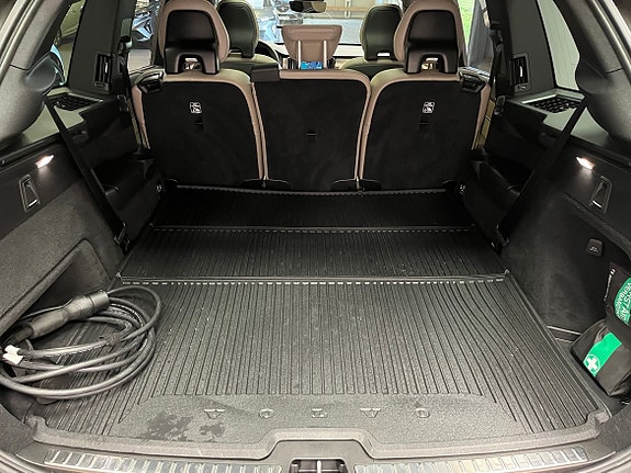 Volvo XC90 6 of 20