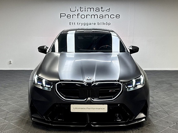BMW M5 9 of 27