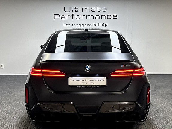 BMW M5 10 of 27