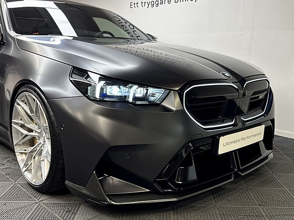 BMW M5 6 of 27