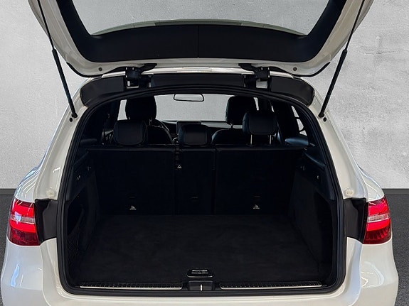Mercedes-Benz GLC250 d 9 of 30