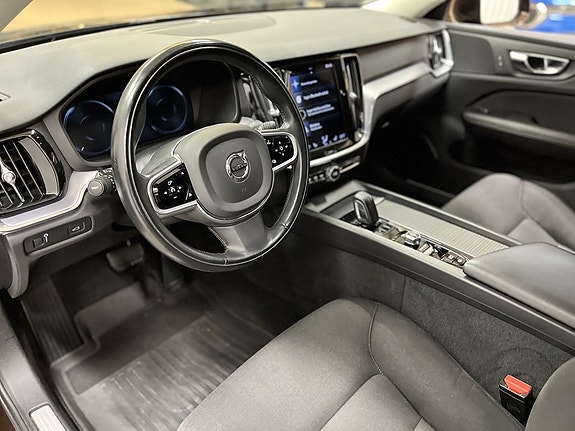 Volvo V60 9 of 20