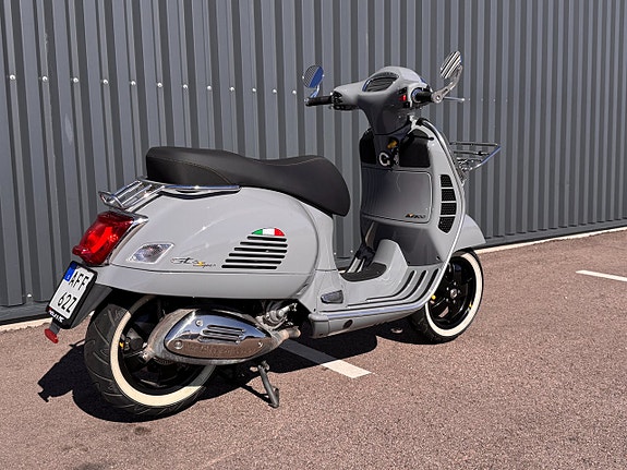 Piaggio Vespa GTS 300 UPPGRADERAD 4 of 7