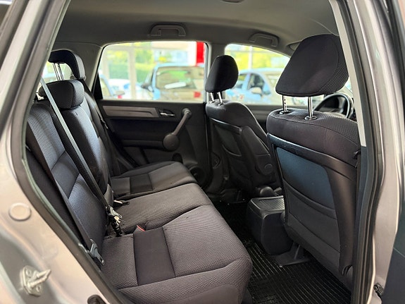 Honda CR-V 10 of 14