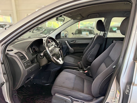 Honda CR-V 7 of 14