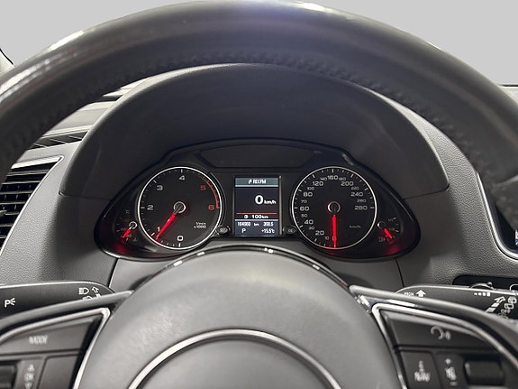 Audi Q5 10 of 18