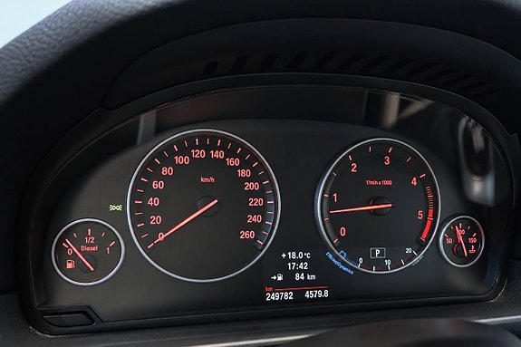 BMW 530d 19 of 30