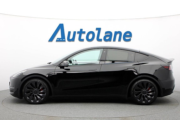 Tesla Model Y 6 of 28