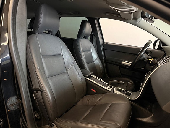 Volvo V50 9 of 13