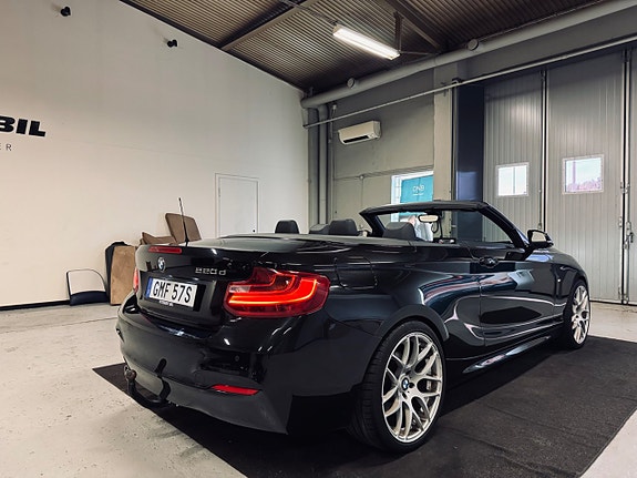 BMW 220d 3 of 23