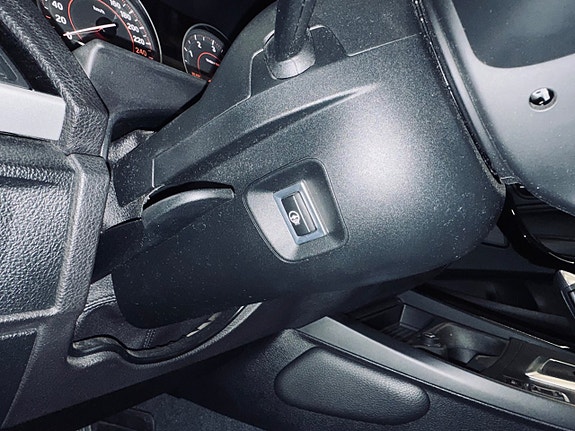 BMW 220d 15 of 23