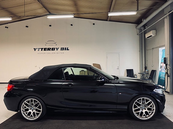 BMW 220d 8 of 23