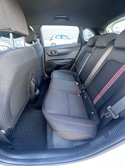 Hyundai i20 5 of 10